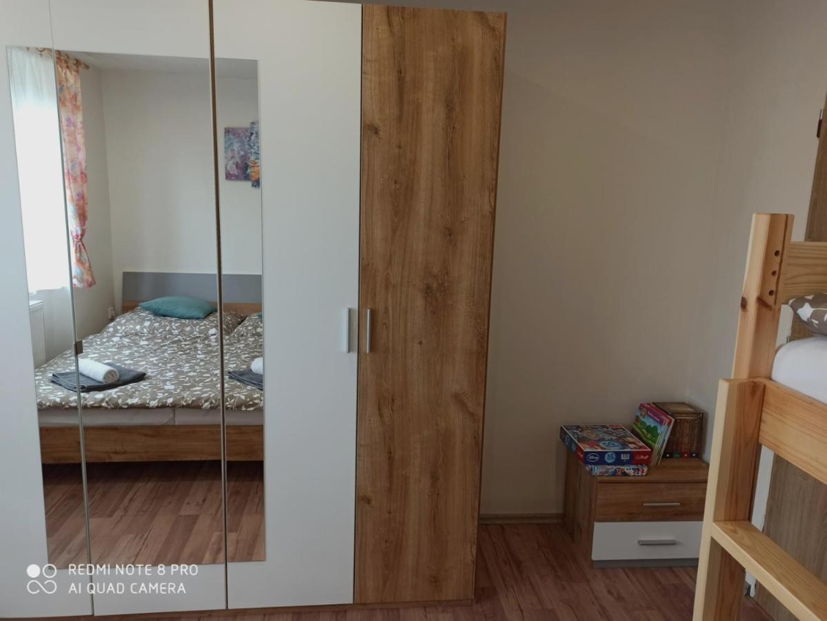 Ferienwohnung Apartman U Vrbu Černá v Pošumaví Exterior foto